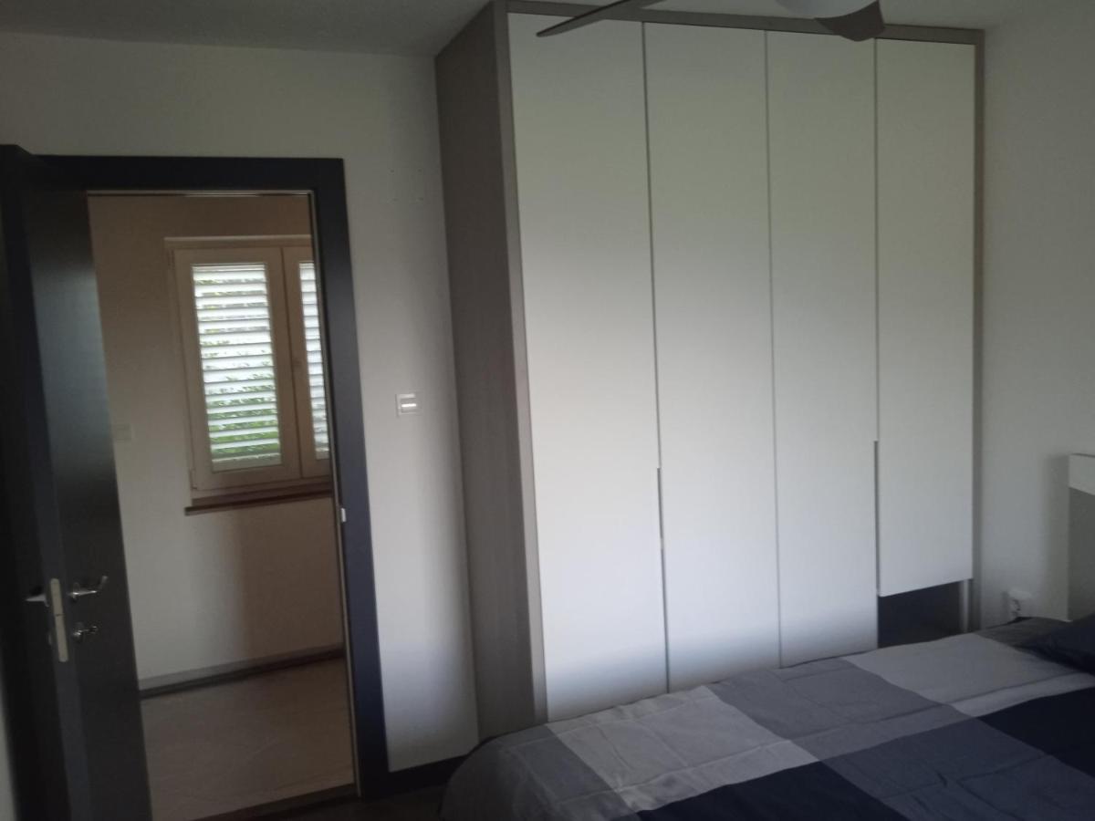 Apartamento Anton Povlja  Exterior foto