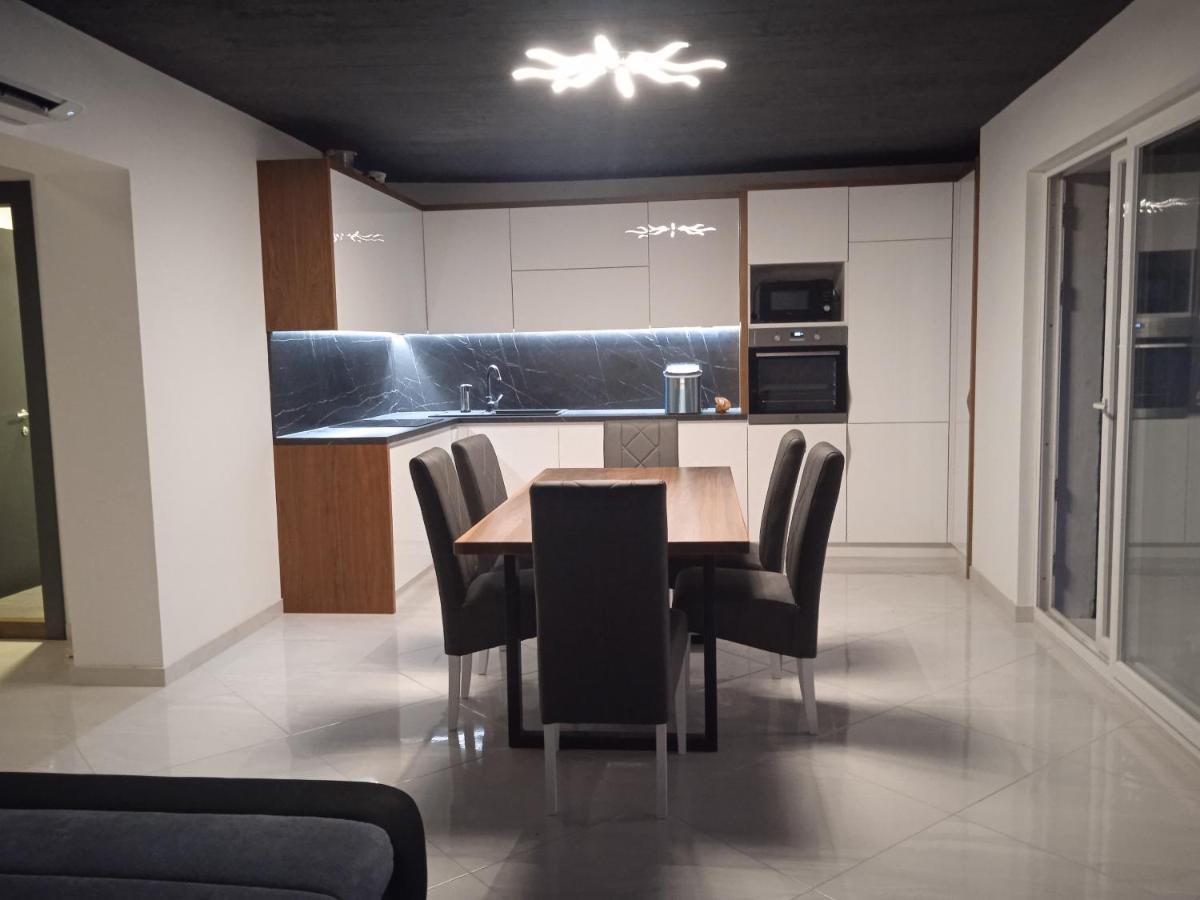 Apartamento Anton Povlja  Exterior foto